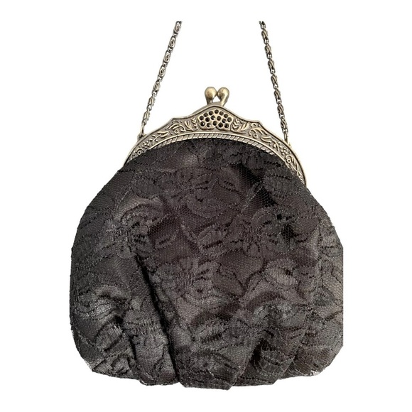 Vintage Black Lace Evening Purse with Silver Kiss Lock Frame & Chain Handle - Picture 5 of 14